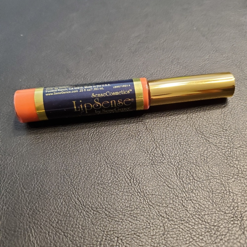 Lip gloss